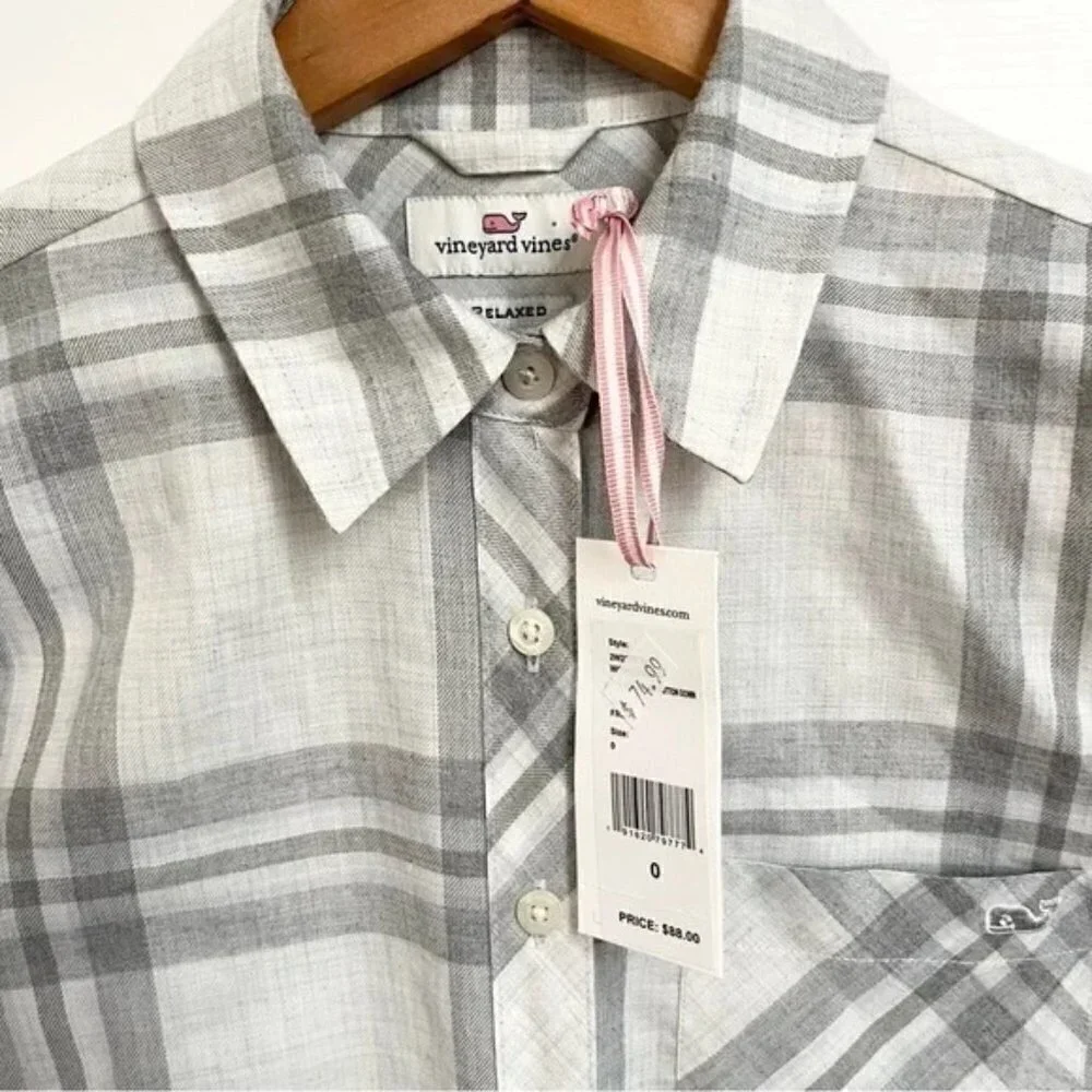 New Vineyard Vines Gray & White Plaid shirt